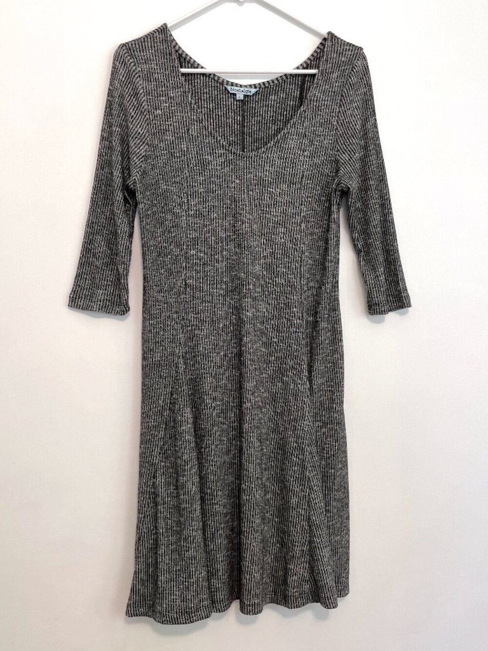 NOSTALGIA Black White Ribbed Knit 3/4 Sleeve Knee Sweaterdress Fit & Flare Dress